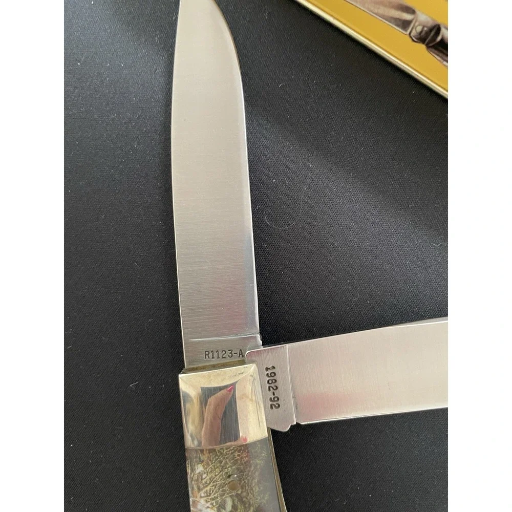 Vintage Remington 1982-1992 10th Tenth Anniversary Bullet Knife R1123A